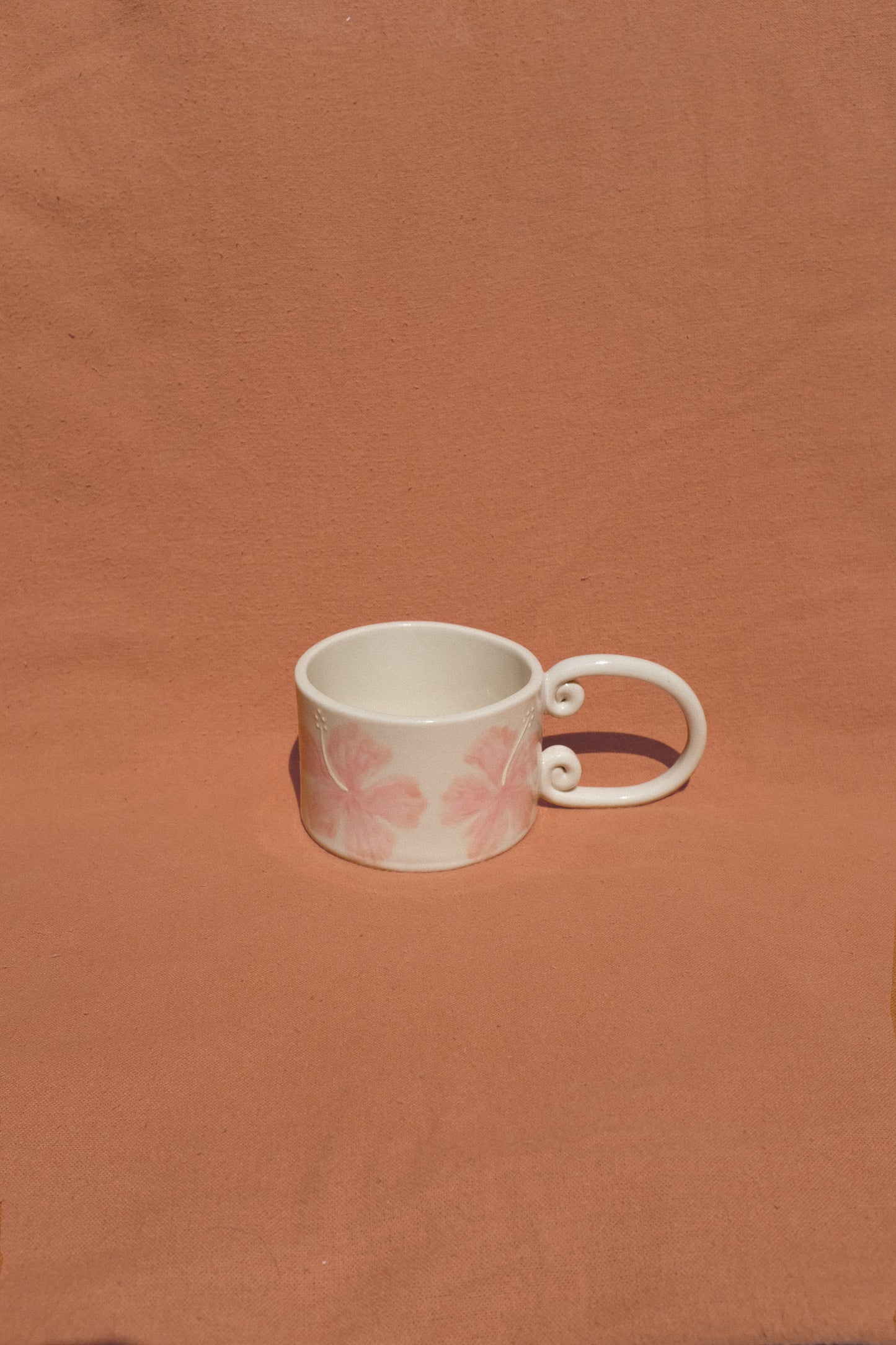 Hibiscus Swirl Handle | Light Pink